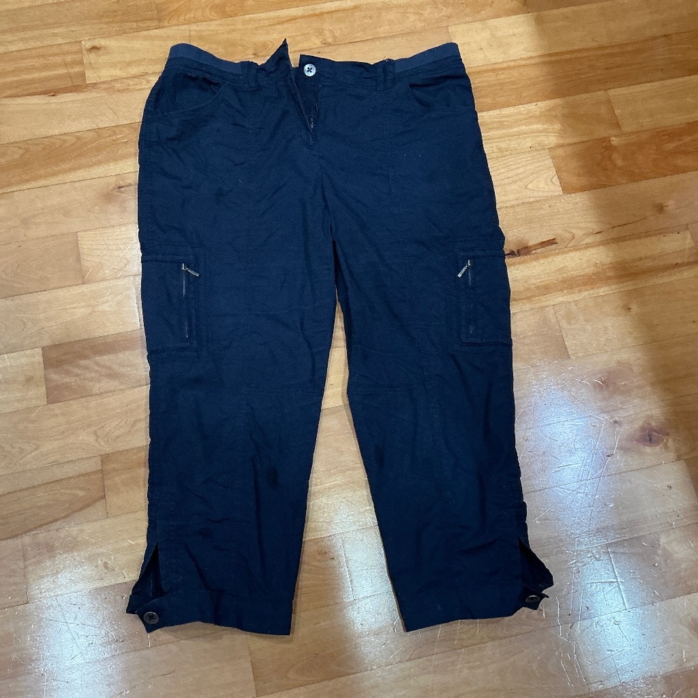 Navy blue Chico’s crops